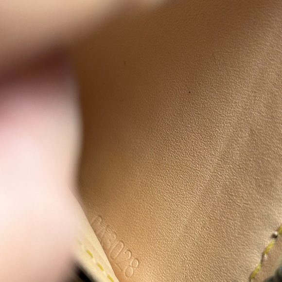 Authentic Rare Multicolour White Zippy Wallet - Picture 14 of 14